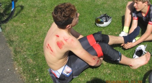 Khaled stürzt bei 62 km/h