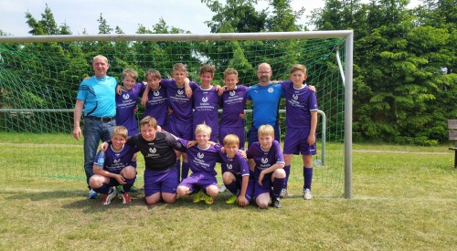 20150606_Trikots_von_Peter_Tonn_web_XL