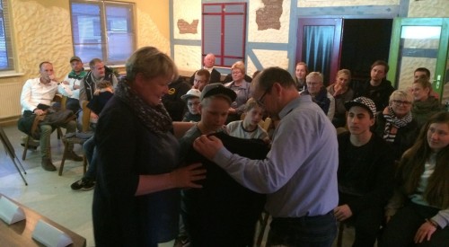 20180427_184446859_iOS