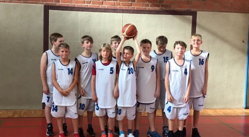 Erstes Ligaspiel U12 in SN_IMG-20171008
